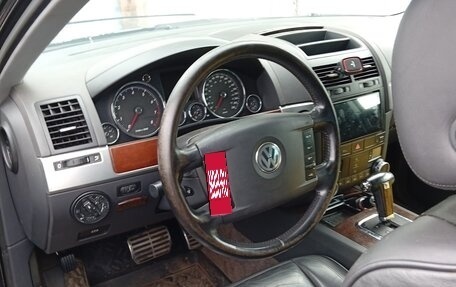 Volkswagen Touareg III, 2004 год, 550 000 рублей, 4 фотография