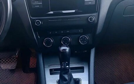 Skoda Octavia, 2015 год, 740 000 рублей, 6 фотография