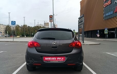 Opel Astra J, 2011 год, 650 000 рублей, 5 фотография