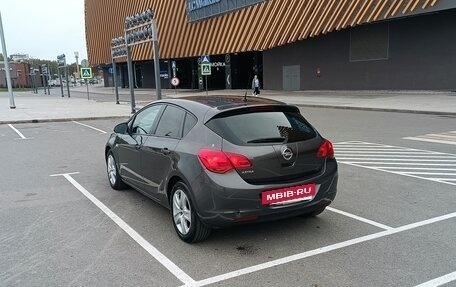 Opel Astra J, 2011 год, 650 000 рублей, 6 фотография