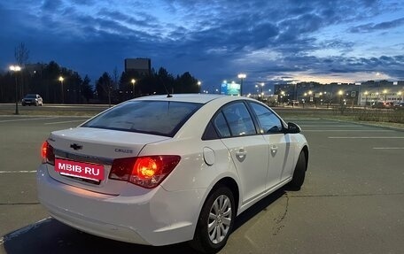 Chevrolet Cruze II, 2014 год, 650 000 рублей, 6 фотография