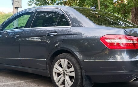 Mercedes-Benz E-Класс, 2011 год, 1 450 000 рублей, 5 фотография