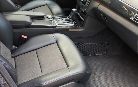 Mercedes-Benz E-Класс, 2011 год, 1 450 000 рублей, 20 фотография