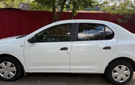 Renault Logan II, 2017 год, 550 000 рублей, 2 фотография