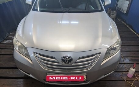 Toyota Camry, 2007 год, 750 000 рублей, 3 фотография
