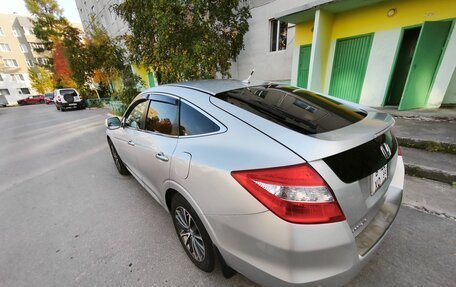 Honda Crosstour I рестайлинг, 2011 год, 1 650 000 рублей, 3 фотография