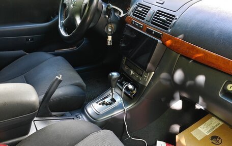Toyota Avensis III рестайлинг, 2007 год, 900 000 рублей, 2 фотография