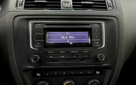 Volkswagen Jetta VI, 2015 год, 949 900 рублей, 11 фотография