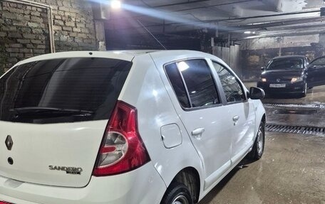 Renault Sandero I, 2013 год, 549 000 рублей, 3 фотография