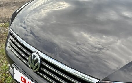 Volkswagen Passat B8 рестайлинг, 2017 год, 1 850 000 рублей, 5 фотография