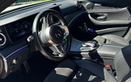 Mercedes-Benz E-Класс, 2019 год, 4 300 000 рублей, 7 фотография