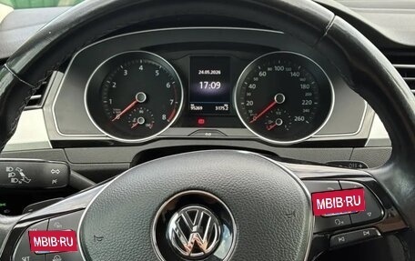 Volkswagen Passat B8 рестайлинг, 2017 год, 1 850 000 рублей, 6 фотография