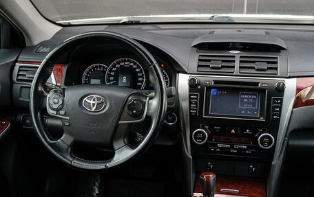 Toyota Camry, 2013 год, 1 720 000 рублей, 12 фотография