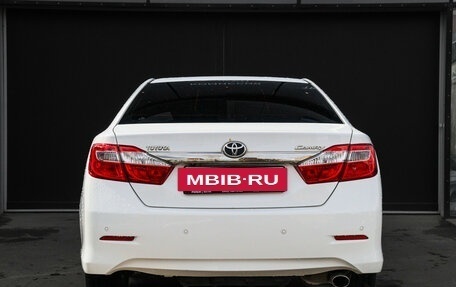 Toyota Camry, 2013 год, 1 720 000 рублей, 5 фотография