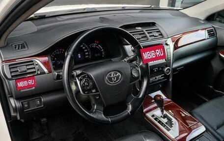 Toyota Camry, 2013 год, 1 720 000 рублей, 13 фотография