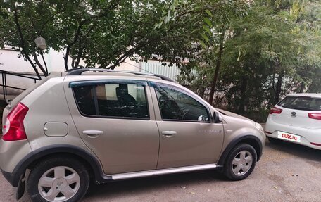 Renault Sandero I, 2012 год, 700 000 рублей, 2 фотография