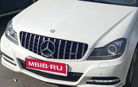 Mercedes-Benz C-Класс, 2011 год, 1 500 000 рублей, 3 фотография