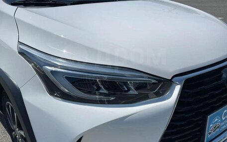 Toyota Yaris, 2022 год, 1 395 000 рублей, 3 фотография
