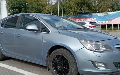 Opel Astra J, 2012 год, 545 000 рублей, 2 фотография