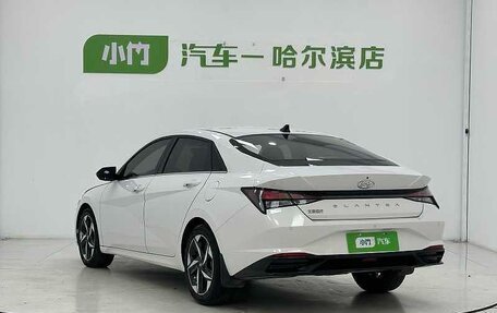 Hyundai Elantra, 2023 год, 1 515 000 рублей, 4 фотография