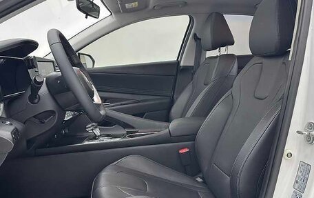 Hyundai Elantra, 2023 год, 1 515 000 рублей, 7 фотография