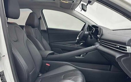 Hyundai Elantra, 2023 год, 1 515 000 рублей, 9 фотография