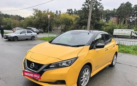Nissan Leaf II, 2018 год, 1 799 000 рублей, 3 фотография