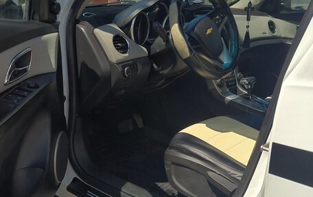 Chevrolet Cruze II, 2012 год, 780 000 рублей, 9 фотография