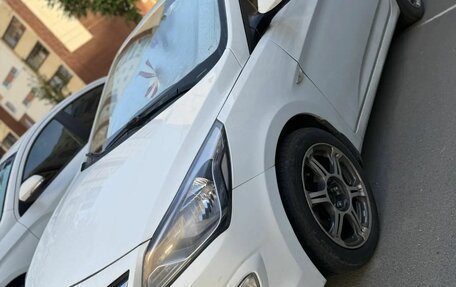 Hyundai Solaris II рестайлинг, 2016 год, 700 000 рублей, 4 фотография