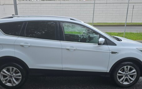 Ford Kuga III, 2018 год, 1 800 000 рублей, 4 фотография