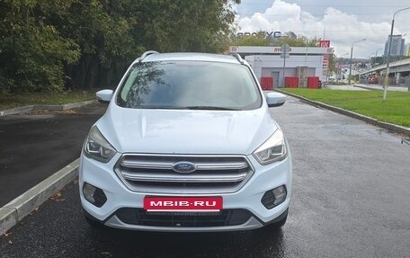 Ford Kuga III, 2018 год, 1 800 000 рублей, 2 фотография