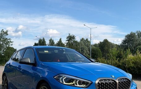 BMW 1 серия, 2021 год, 4 200 000 рублей, 3 фотография