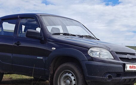 Chevrolet Niva I рестайлинг, 2015 год, 610 000 рублей, 4 фотография