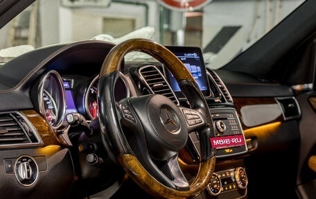 Mercedes-Benz GLS, 2018 год, 3 900 000 рублей, 4 фотография