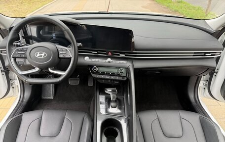 Hyundai Elantra, 2026 год, 2 390 000 рублей, 12 фотография