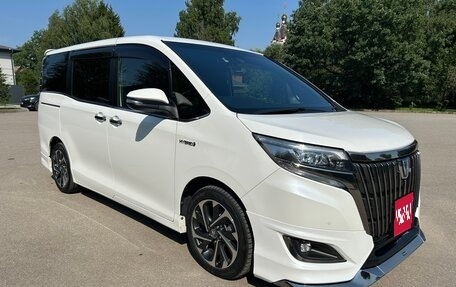Toyota Esquire I, 2019 год, 2 675 000 рублей, 1 фотография