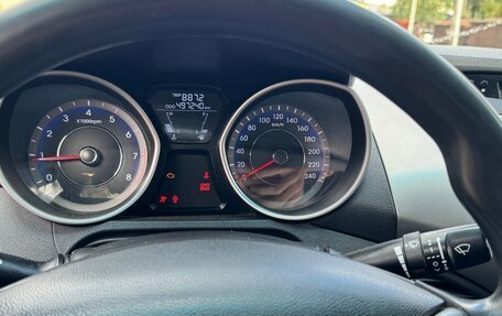 Hyundai Elantra V, 2013 год, 660 000 рублей, 11 фотография