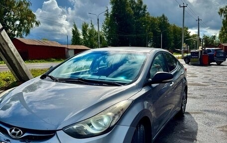 Hyundai Elantra V, 2013 год, 660 000 рублей, 9 фотография
