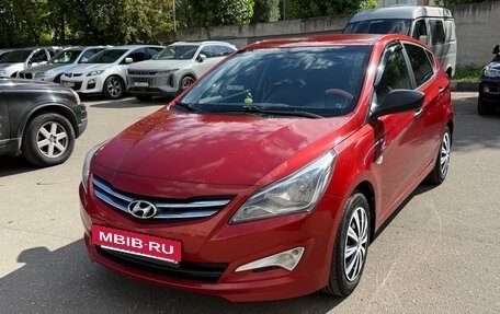 Hyundai Solaris II рестайлинг, 2016 год, 950 000 рублей, 4 фотография