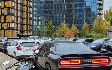Dodge Challenger III рестайлинг 2, 2013 год, 2 450 000 рублей, 14 фотография