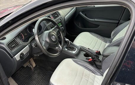 Volkswagen Jetta VI, 2012 год, 850 000 рублей, 9 фотография