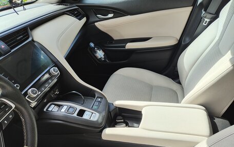 Honda Insight III, 2019 год, 1 900 000 рублей, 12 фотография
