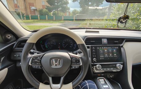 Honda Insight III, 2019 год, 1 900 000 рублей, 23 фотография