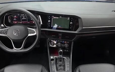 Volkswagen Jetta VII, 2023 год, 2 600 000 рублей, 9 фотография