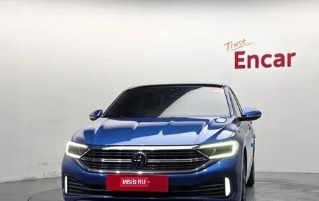 Volkswagen Jetta VII, 2023 год, 2 600 000 рублей, 3 фотография