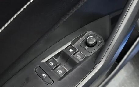Volkswagen Jetta VII, 2023 год, 2 600 000 рублей, 28 фотография