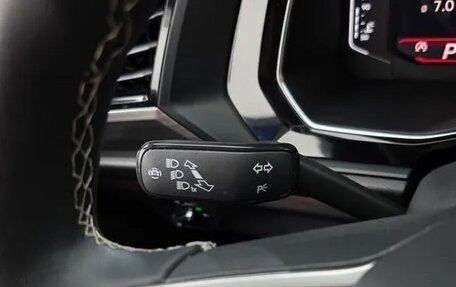Volkswagen Jetta VII, 2023 год, 2 600 000 рублей, 32 фотография