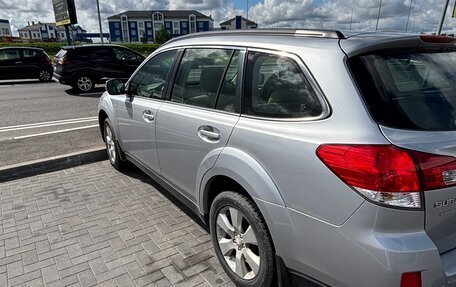 Subaru Outback IV рестайлинг, 2011 год, 1 090 000 рублей, 4 фотография