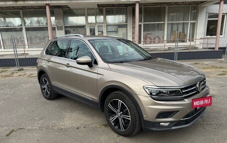 Volkswagen Tiguan II, 2017 год, 2 251 000 рублей, 7 фотография