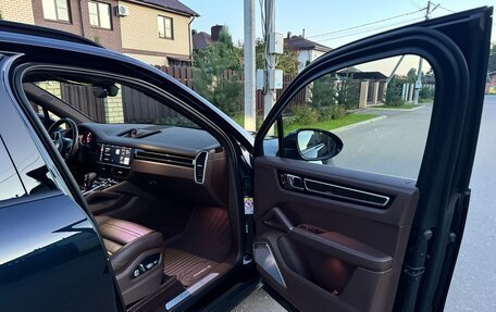 Porsche Cayenne III, 2018 год, 6 450 000 рублей, 18 фотография